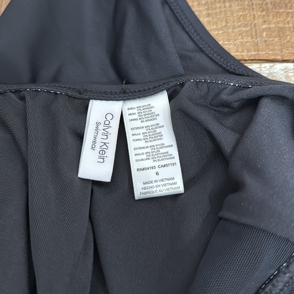 Calvin Klein Black Scalloped Neck One Piece Swimsuit Size 6 - Picture 5 of 5